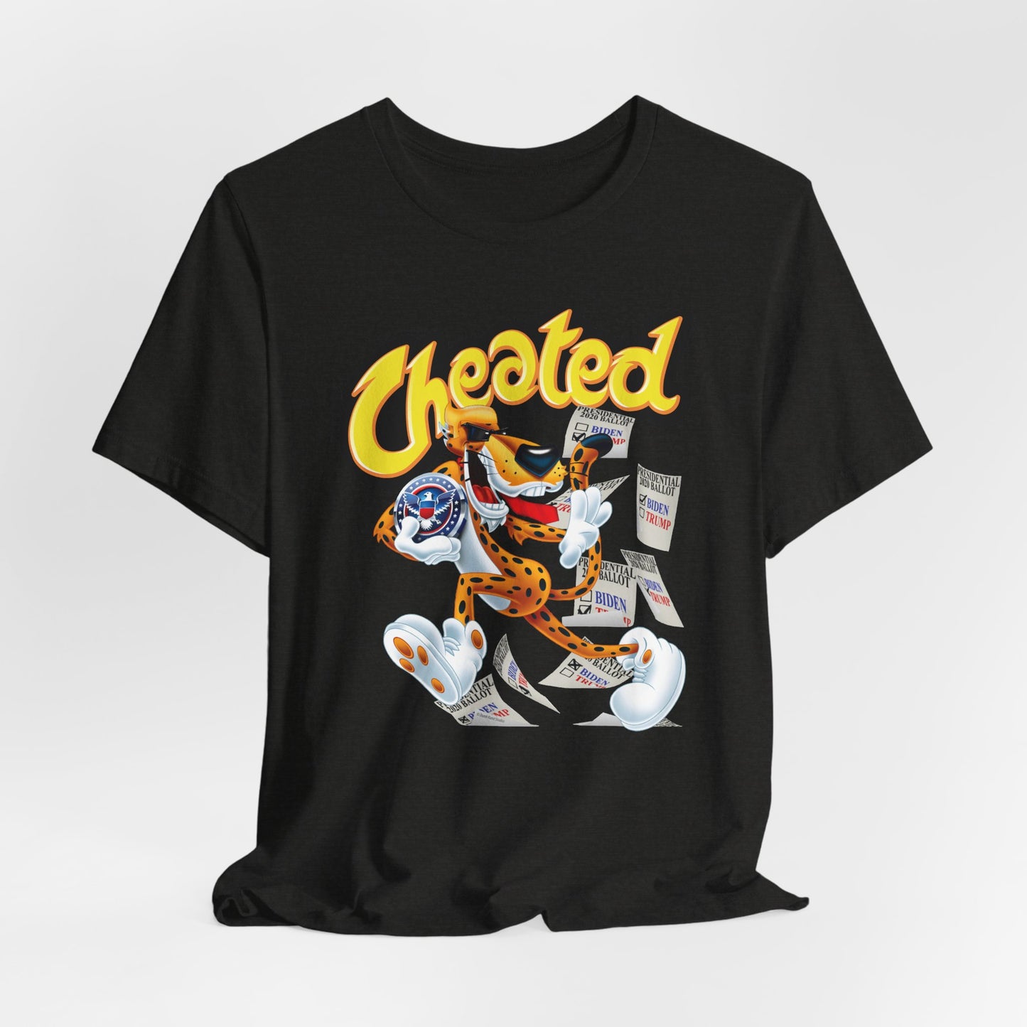 DK28: Chester Cheated - Unisex S/S T-Shirt