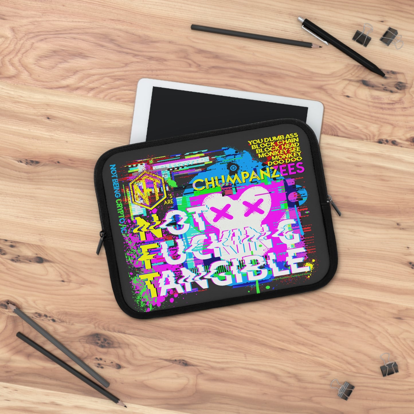 DK195: NFT Chumpanzees - Padded Laptop / Tablet Sleeve