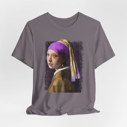 DK18: Girl With A Black Eye - Unisex S/S T-Shirt