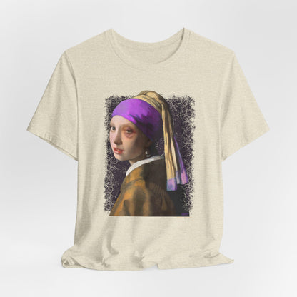 DK18: Girl With A Black Eye - Unisex S/S T-Shirt