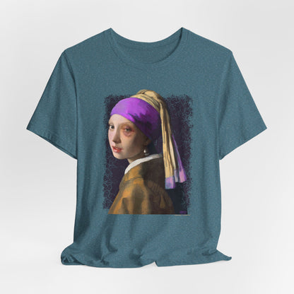 DK18: Girl With A Black Eye - Unisex S/S T-Shirt