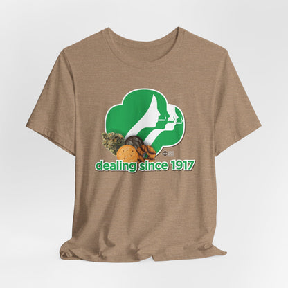 DK65: Cookie Dealer - Unisex S/S T-Shirt